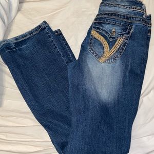 Ariya Jeans